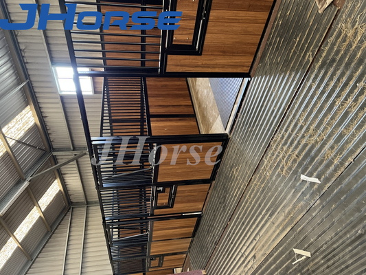 celeiros modulares das tendas do cavalo de 2200mm com as travas que embarcam para celeiros de cavalo pre construídos
