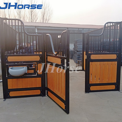 As portas tenda do cavalo de 12 pés fronteiam o estilo de Europa do material de construção