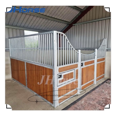 Caixa estável de cavalo personalizável em pó branco revestido porta deslizante ou balançante