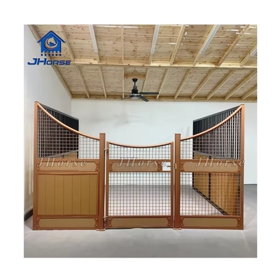 Cabalo de bambu personalizado estável com porta balançante / deslizante Construção de aço resistente a intempéries