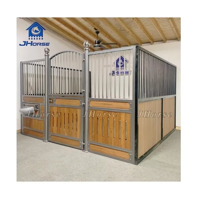 Estaleiros de cavalos europeus com painéis frontais de bambu soldados Personalizavel 4,0 m comprimento acabamento galvanizado