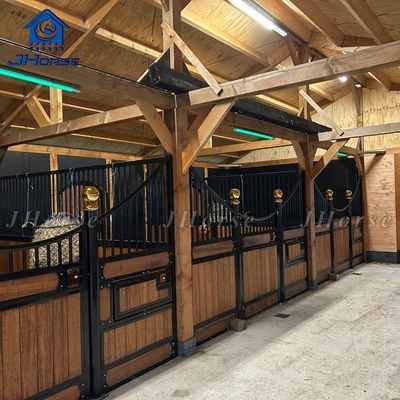 Estaleiro de cavalo de fácil manutenção para construção de fazenda resistente