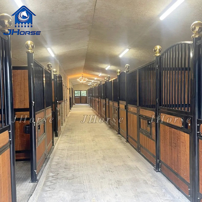 Prefabricado Modular Dimensões Personalizadas Cabalo Estande Painel Frente Estaleiros de cavalos Com Janela de Jugo