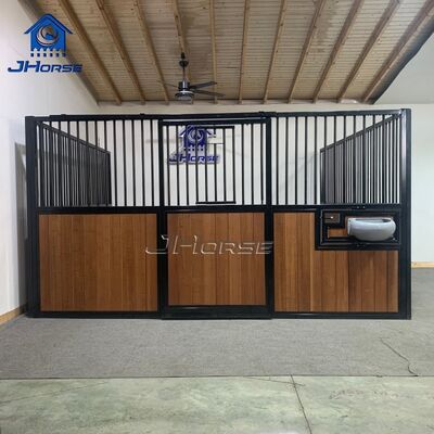 Deslizando o bambu do painel frontal e o enchimento de madeira com o alimentador customizável